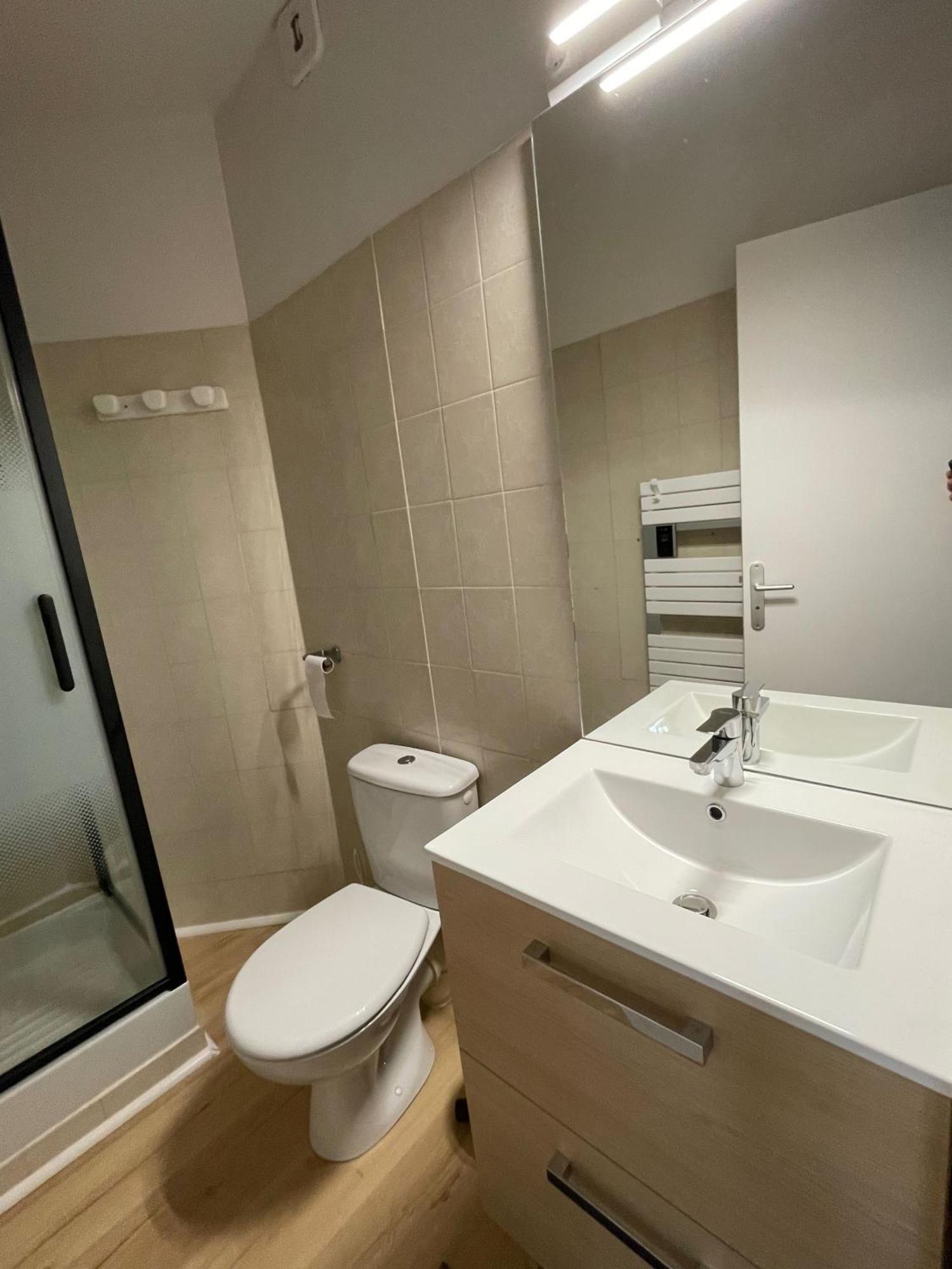 Meuble De Tourisme Dans Parc Arbore 1000M2 - Sejour-La-Roche Eperon La Roche-Posay Zimmer foto